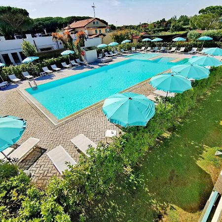 Apartments In Residence In Vada With Swimming Pool 450 Meters From The Sea מראה חיצוני תמונה