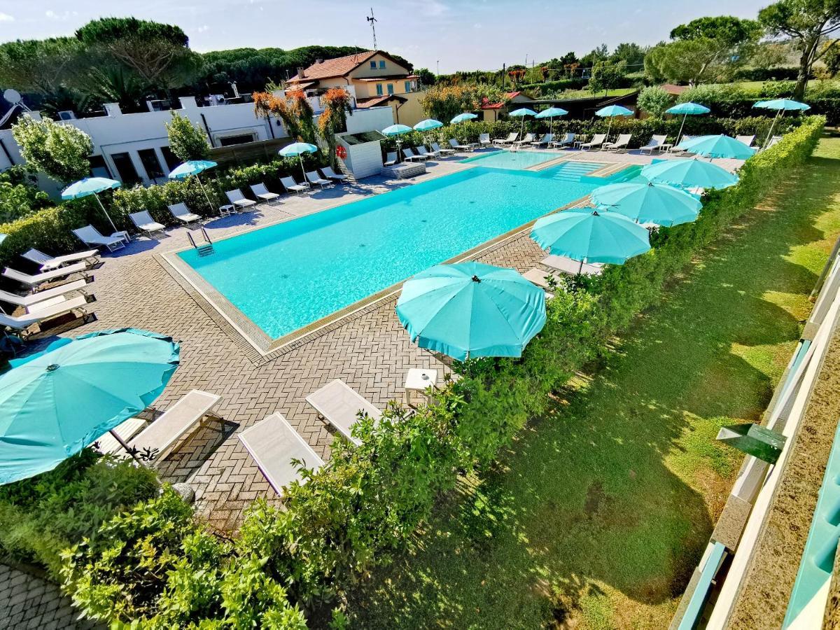 Apartments In Residence In Vada With Swimming Pool 450 Meters From The Sea מראה חיצוני תמונה