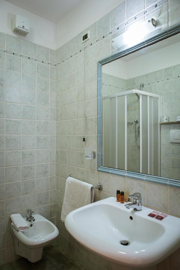 Apartments In Residence In Vada With Swimming Pool 450 Meters From The Sea מראה חיצוני תמונה